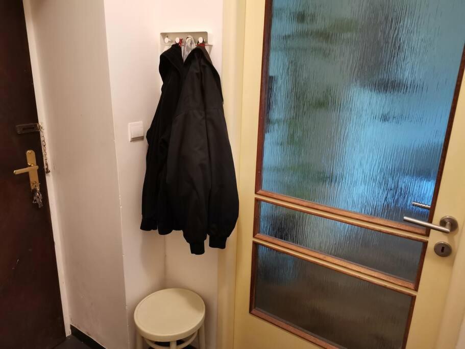 Cozy Studio In The City Centre Near Train Station Bratislava Exterior photo
